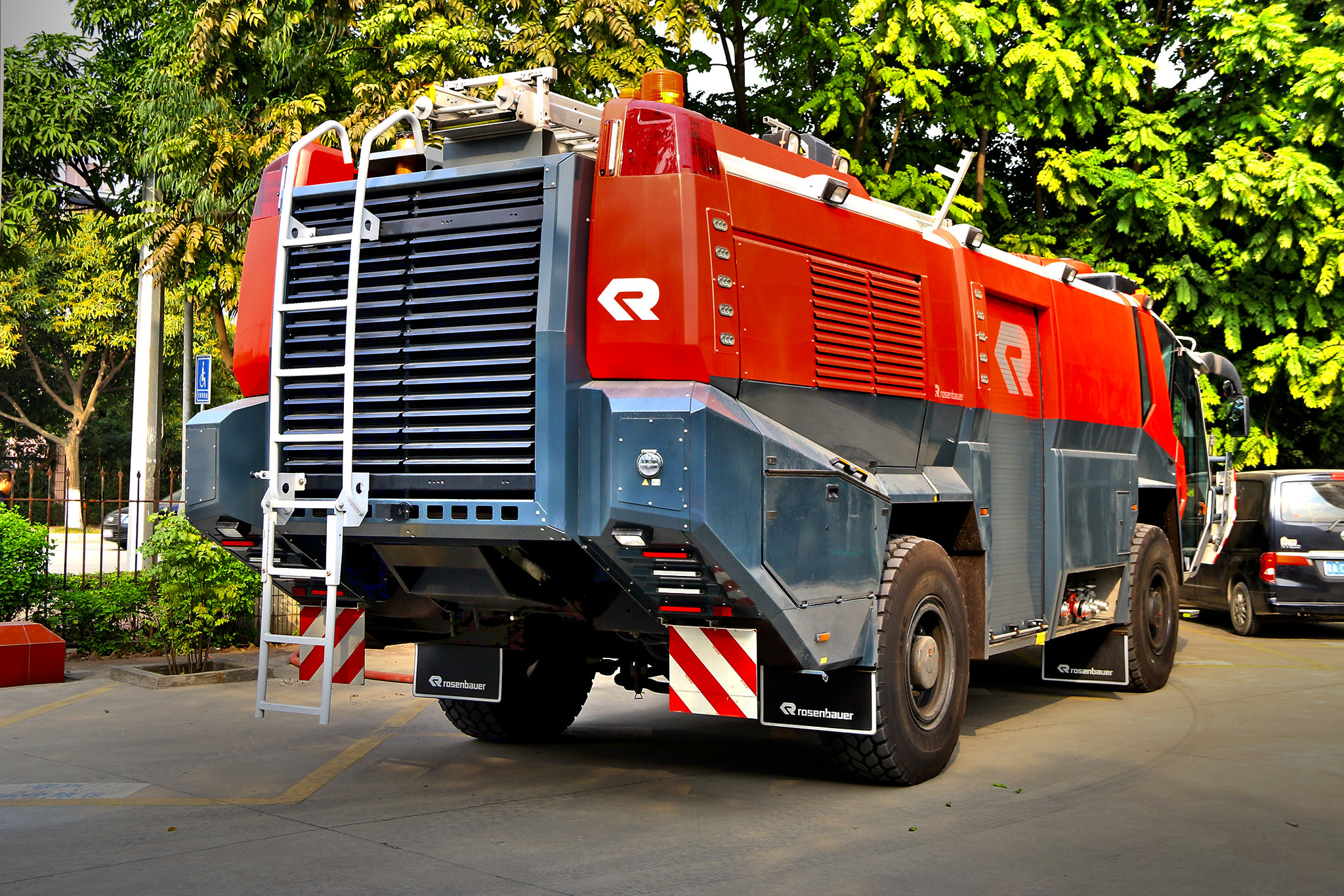Panther 4x4 AR O FEU